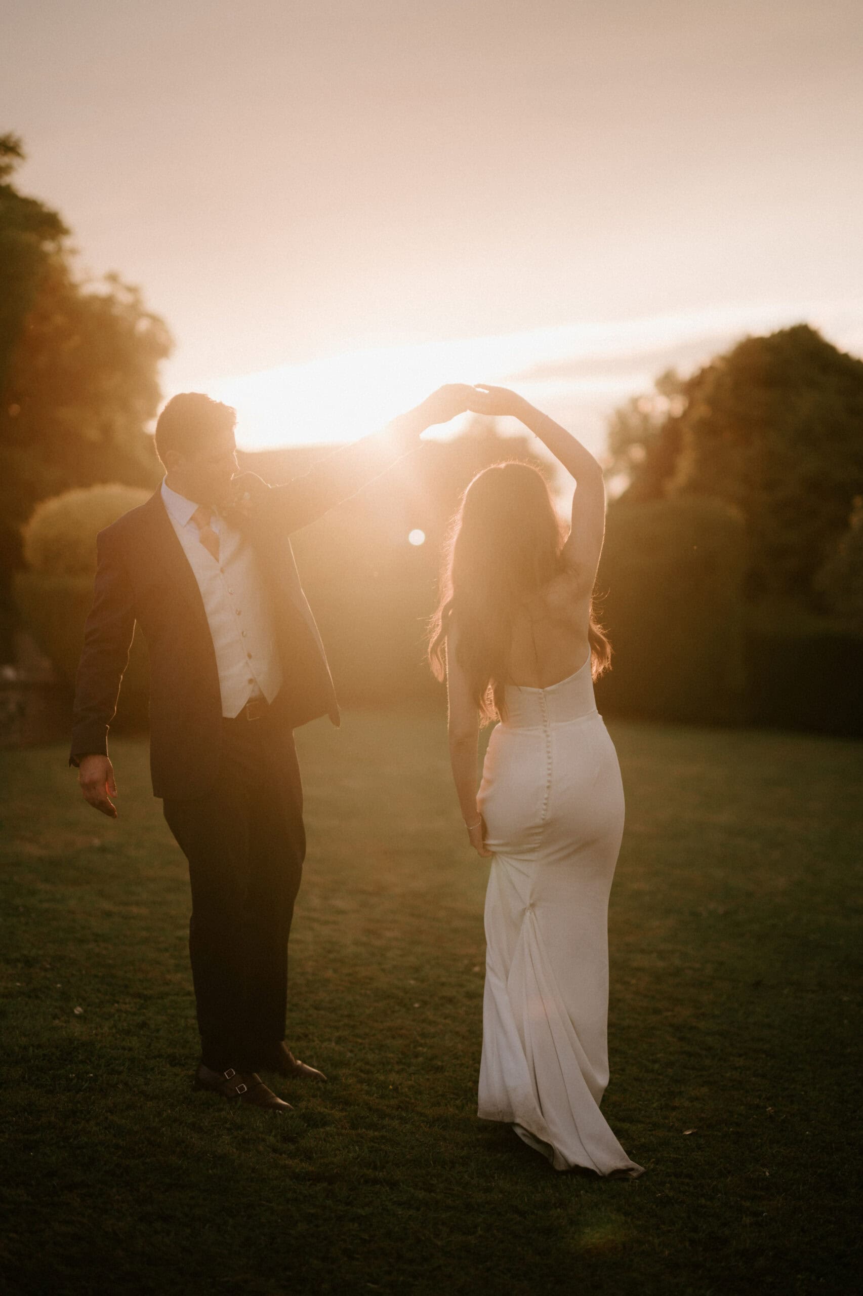 Golden hour wedding photo at Mount Ephraim Gardens